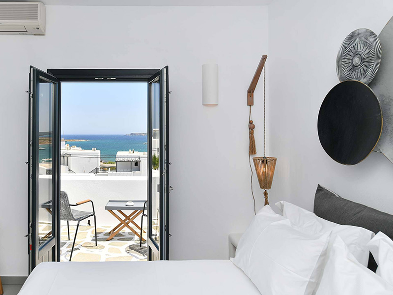 SANDAYA LUXURY SUITES-PAROS
